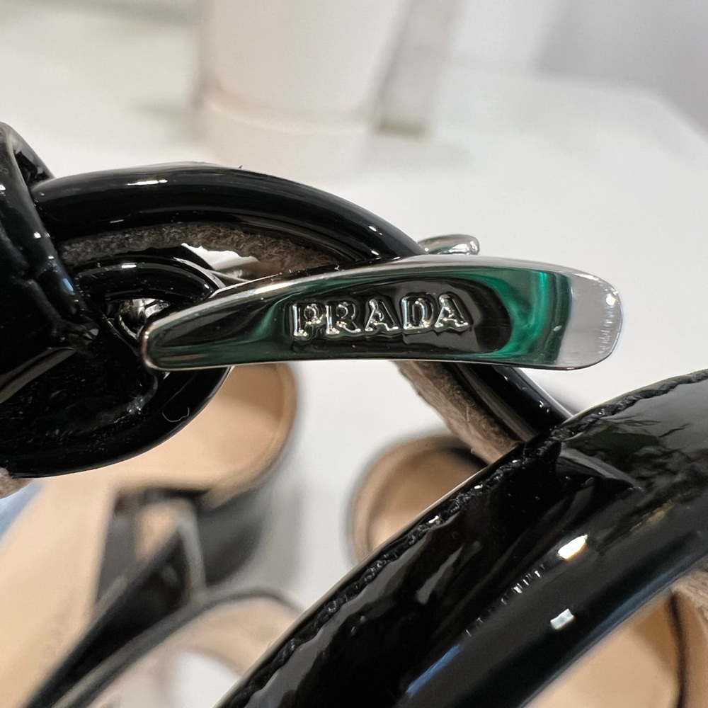 Prada Patent leather platform sandals - Picture 8 of 12